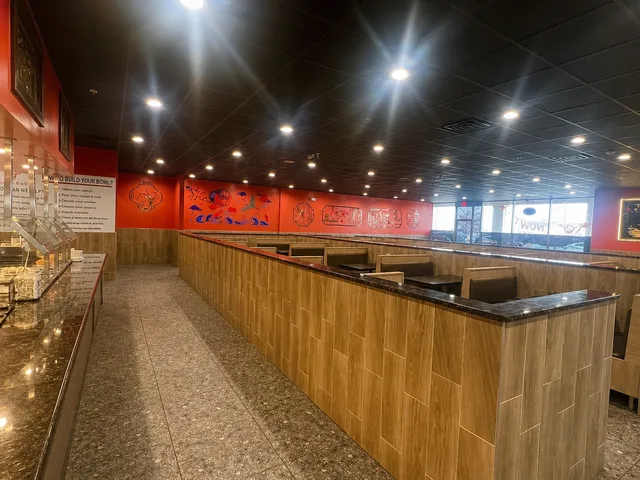 Spacious dining room atmosphere at Yummy Bowl Whitehall