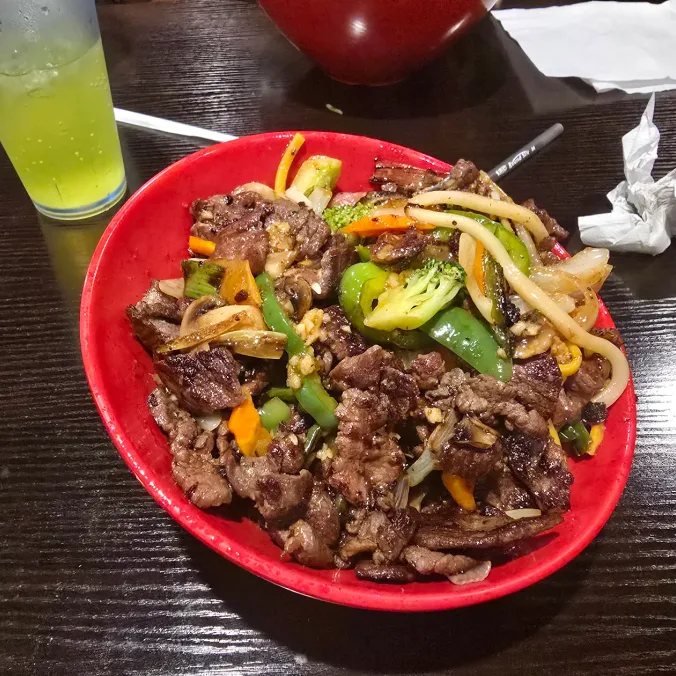 Made-to-order food from Yummy Bowl Springfield, image 2