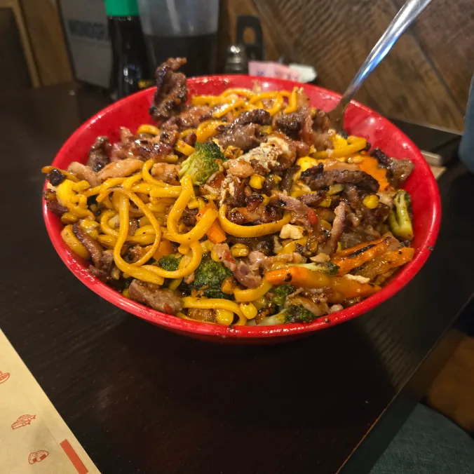 Made-to-order food from Yummy Bowl Springfield, image 6